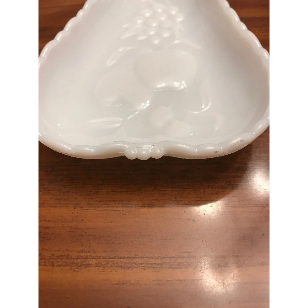 hazel atlas pear shape milk glass‎ tibit dish tray